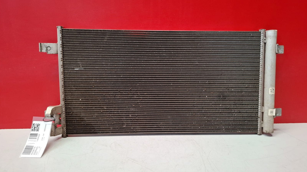 Condensador Seat Ibiza 2018 2Q0816411A 2Q0816411A