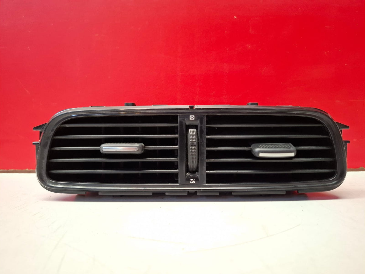 Rejilla Aireadora Central Renault Clio 2016 687502204R Ref 9554 687502204R