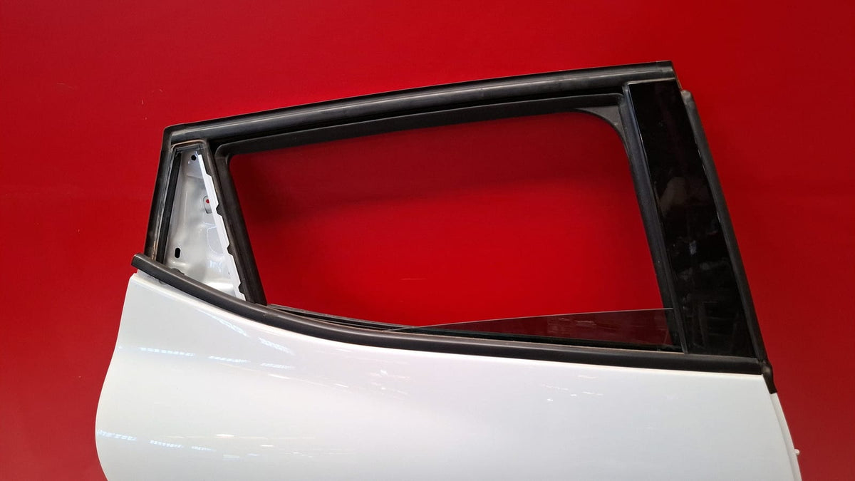 Puerta Trs DCH Renault Clio 2019 PUERTA TRASERA DERECHA