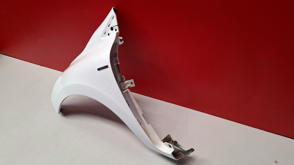 Aleta Delantera Izquierda Renault Clio 2019 631017334R 631017334R