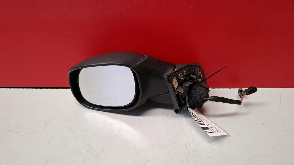 Retrovisor Izquierdo con 2 Conectores, Conector Negro 3 Pines Conector Marron 2 Pines Citroen C3 Año 2007 Citroen C3 2007 RETROVISOR IZQUIERDO RETROVISOR IZQUIERDO