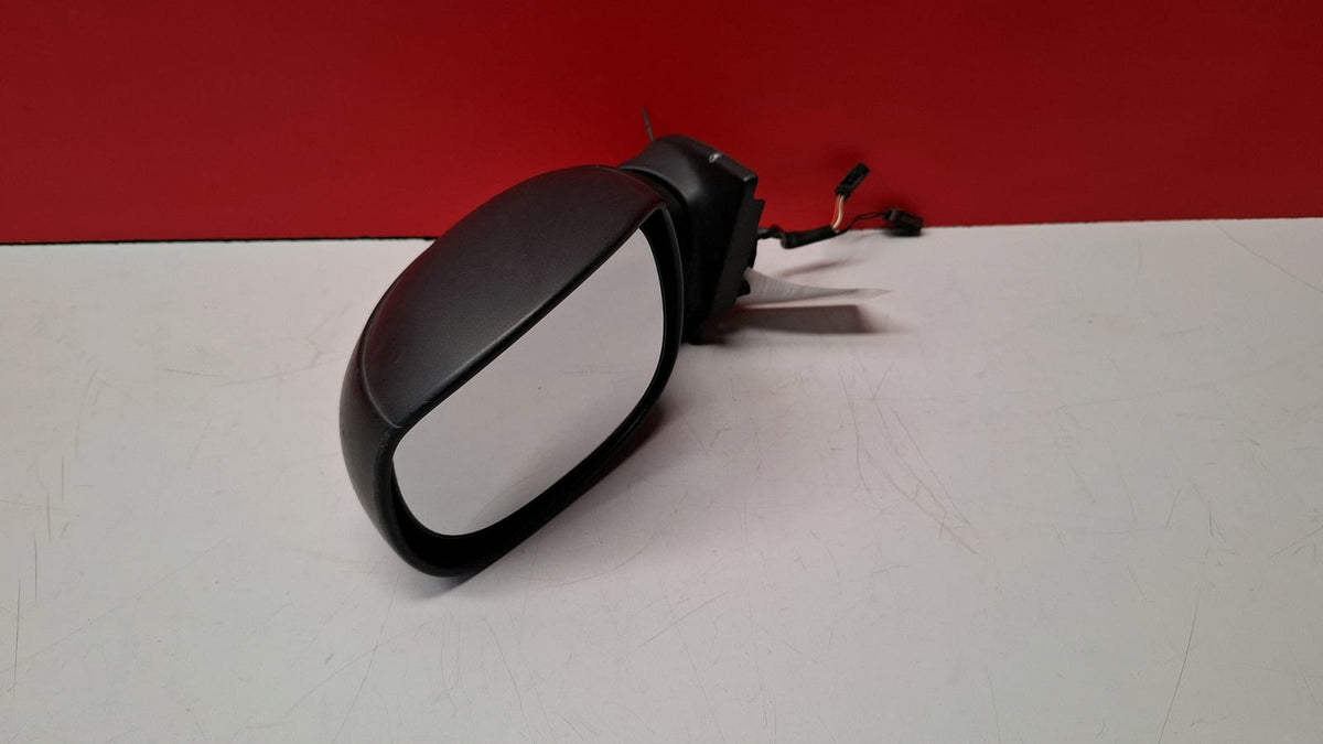Retrovisor Izquierdo con 2 Conectores, Conector Negro 3 Pines Conector Marron 2 Pines Citroen C3 Año 2007 Citroen C3 2007 RETROVISOR IZQUIERDO RETROVISOR IZQUIERDO