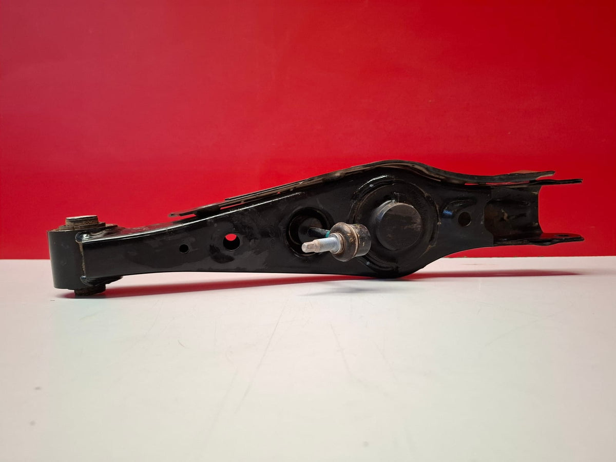 Brazo de Suspension Trasero Derecho Inferior Kia Sportage 2018 55220D3050 55220D3050
