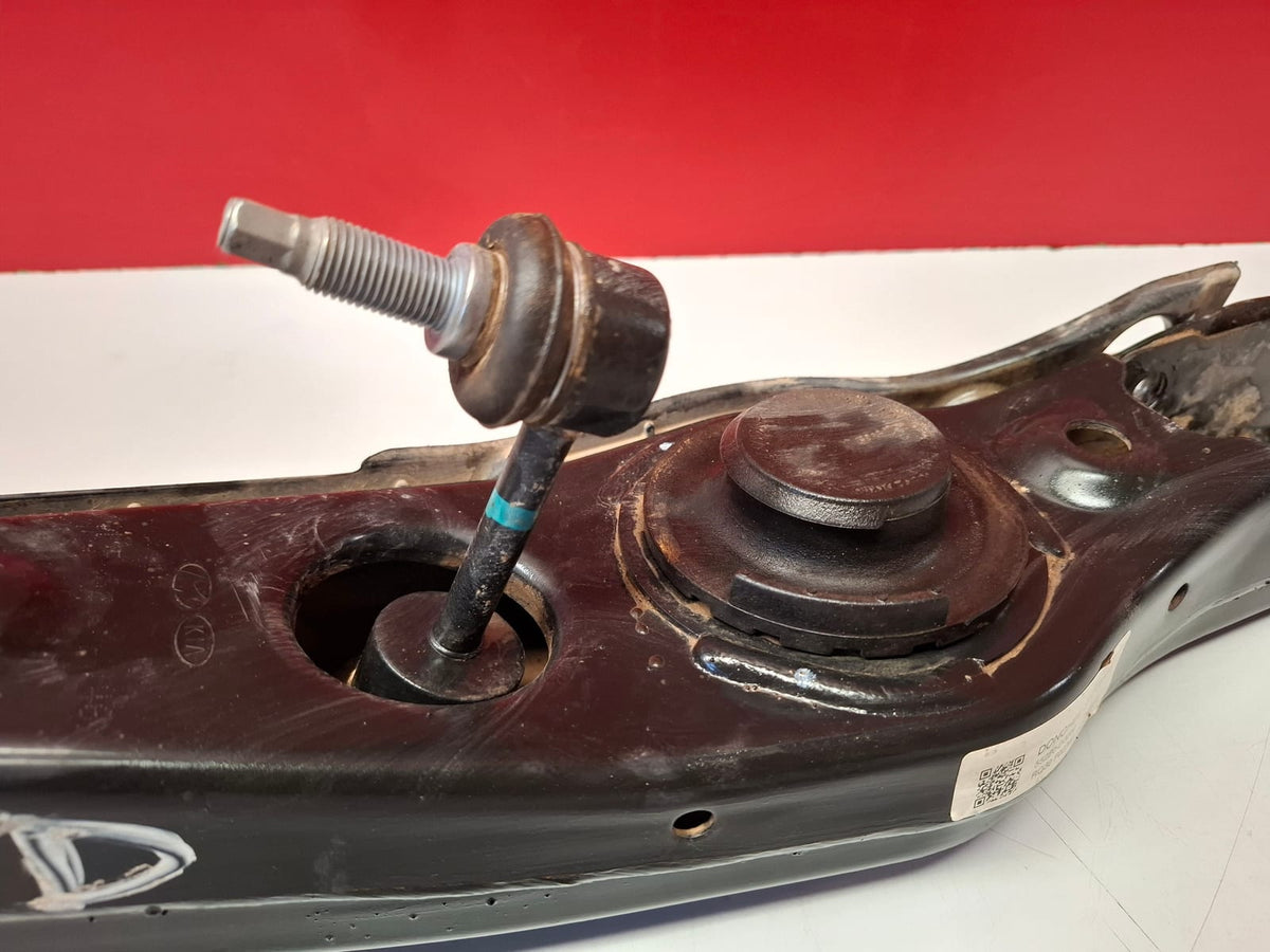 Brazo de Suspension Trasero Derecho Inferior Kia Sportage 2018 55220D3050 55220D3050