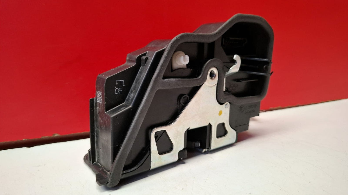 Cerradura Delantera Izquierda Bmw Serie 3 2005 7202143 7202143