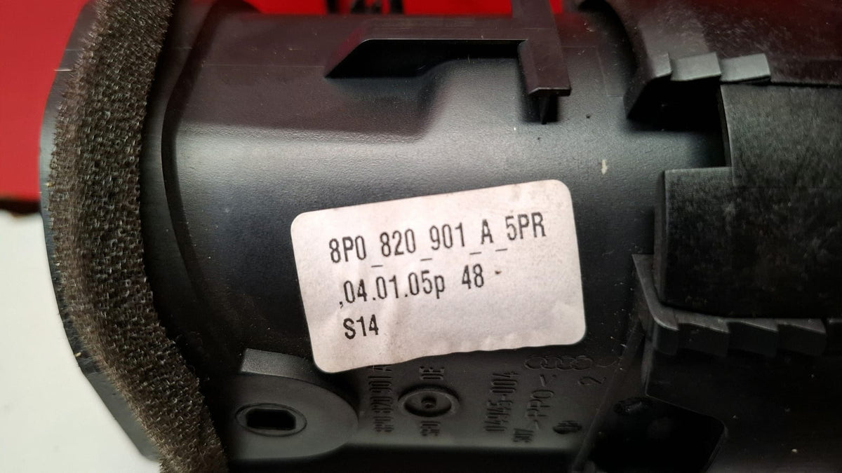 Aireador Audi A3 2007 8P0820901A Ref 9220