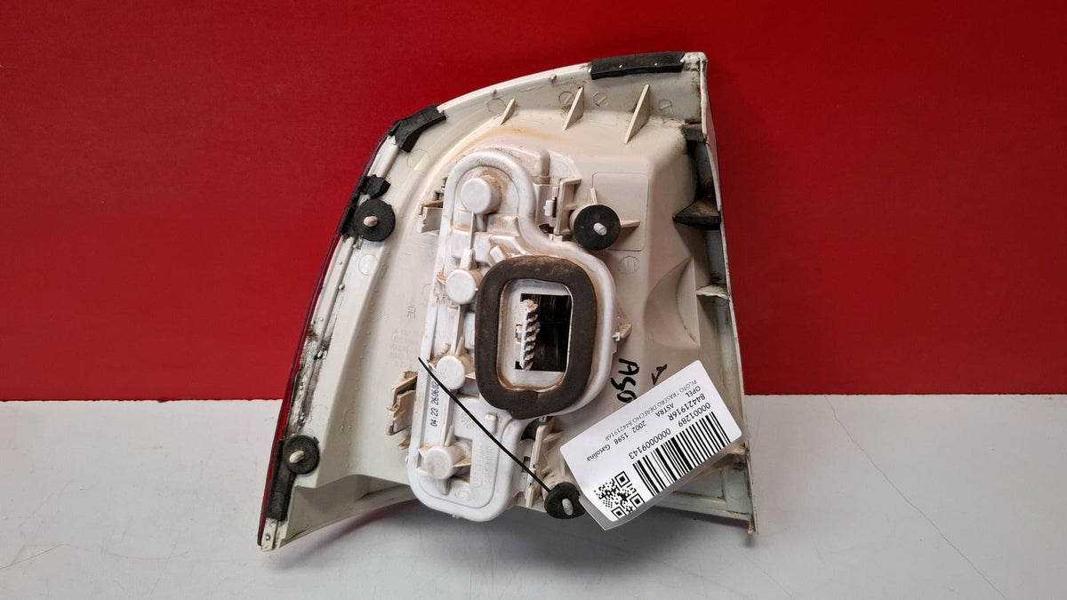 Piloto Trasero Derecho Opel Astra 2002 84421916R 84421916R