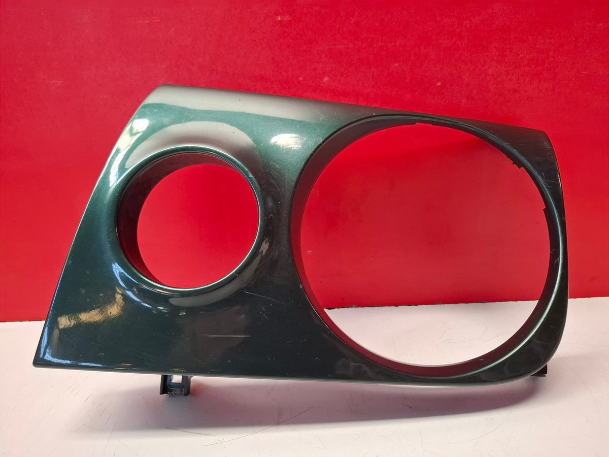 Moldura - Marco Faro Delantero Izquierdo Nissan Terrano Ii 1999 624117F 624117F