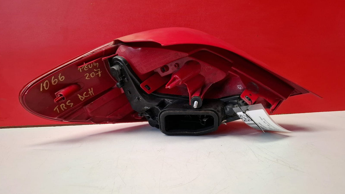 Piloto Trasero Derecho Peugeot 207 2006 968656598000 968656598000