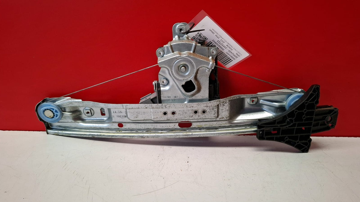 Elevalunas Trasero Izquierdo Insignia Opel Insignia 2011 20952450 / 20952723 20952450 / 20952723
