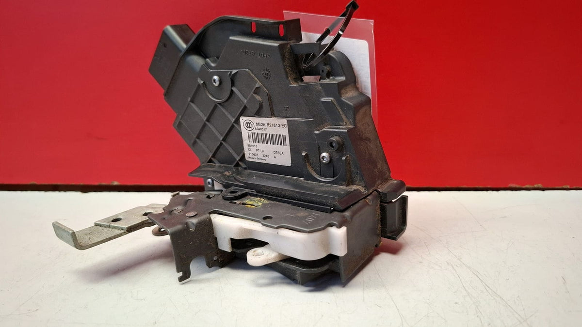 Cerradura Delantera Izquierda Ford Mondeo 2008 6M2AR21813EC 6M2AR21813EC