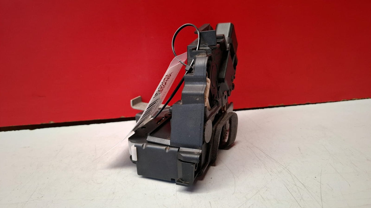 Cerradura Delantera Izquierda Ford Mondeo 2008 6M2AR21813EC 6M2AR21813EC