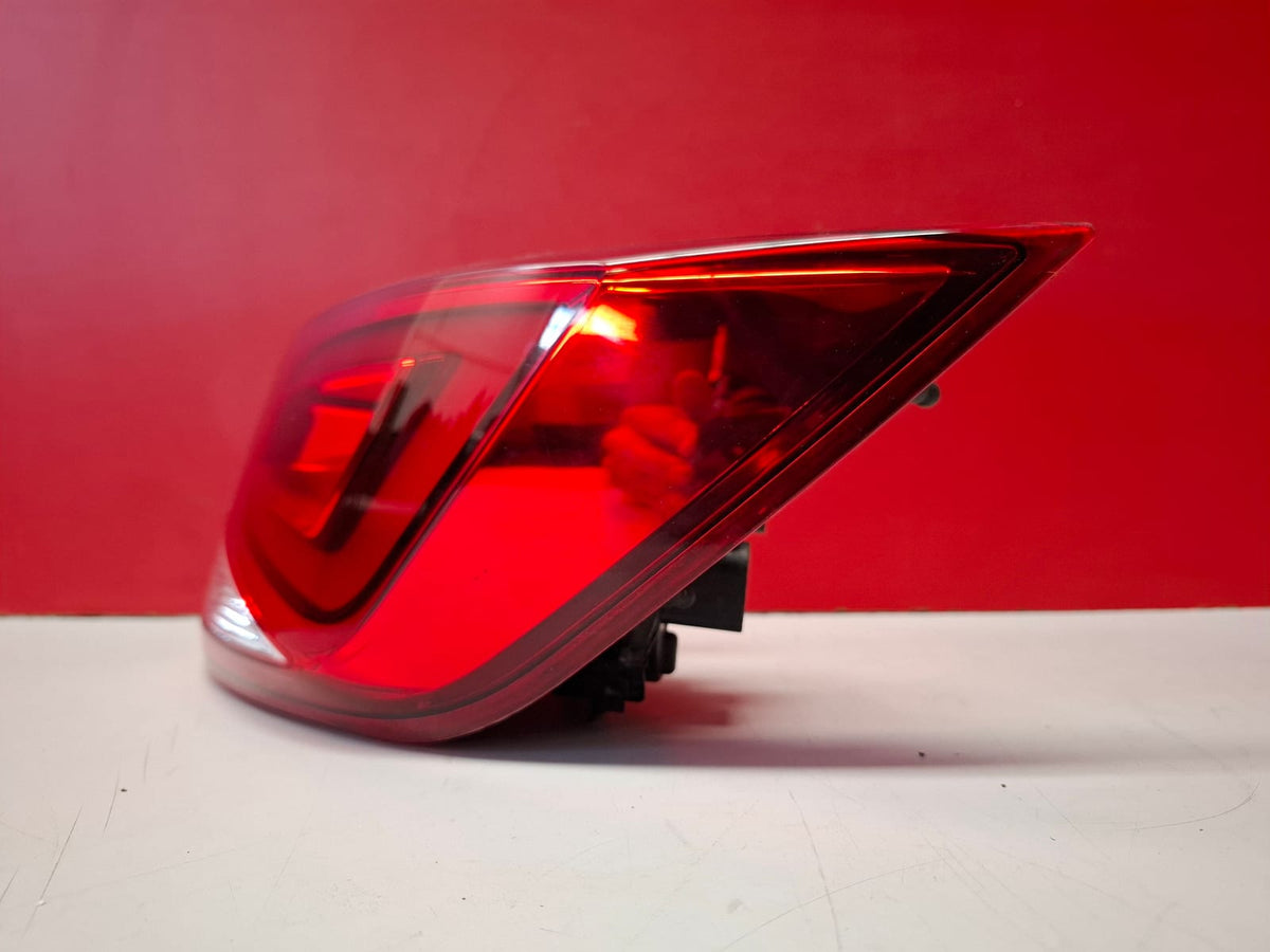 Piloto Trs DCH Ext Leon Iii Seat Leon 2013 5F9945208A