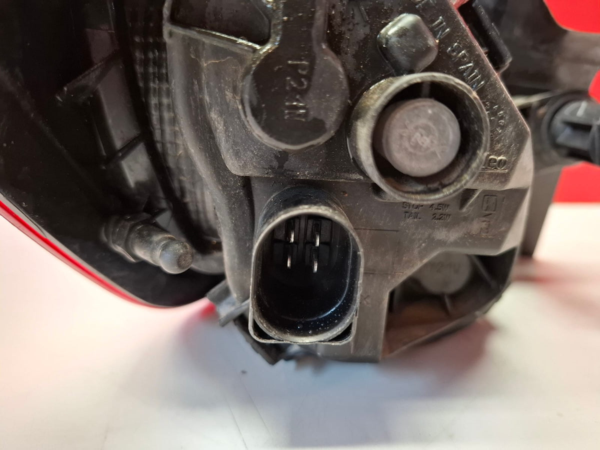 Piloto Trs DCH Ext Leon Iii Seat Leon 2013 5F9945208A