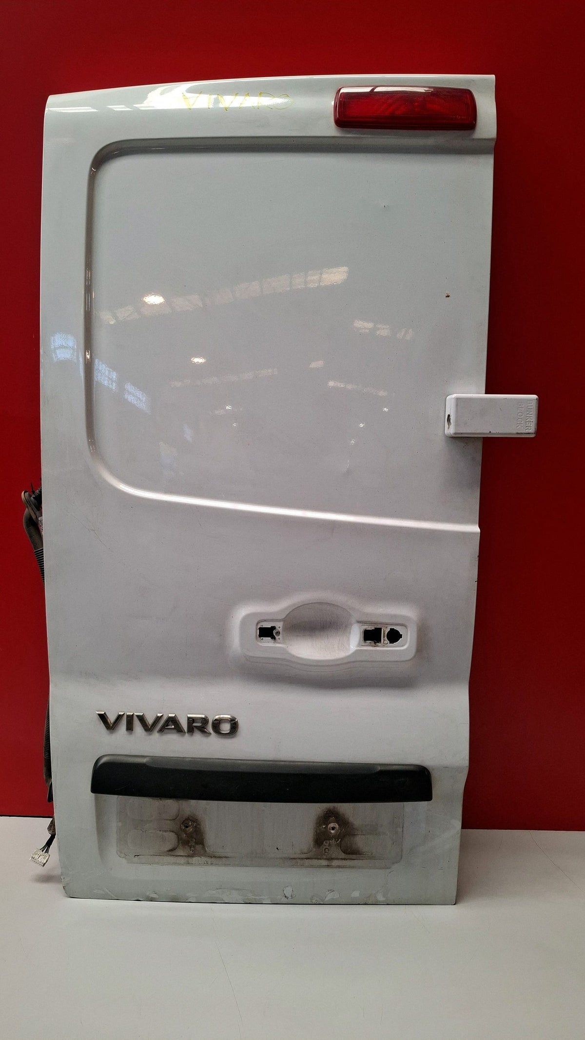 Puerta Trs IZQ Opel Vivaro 2016 PUERTA TRASERA IZQUIERDA PUERTA TRASERA IZQUIERDA