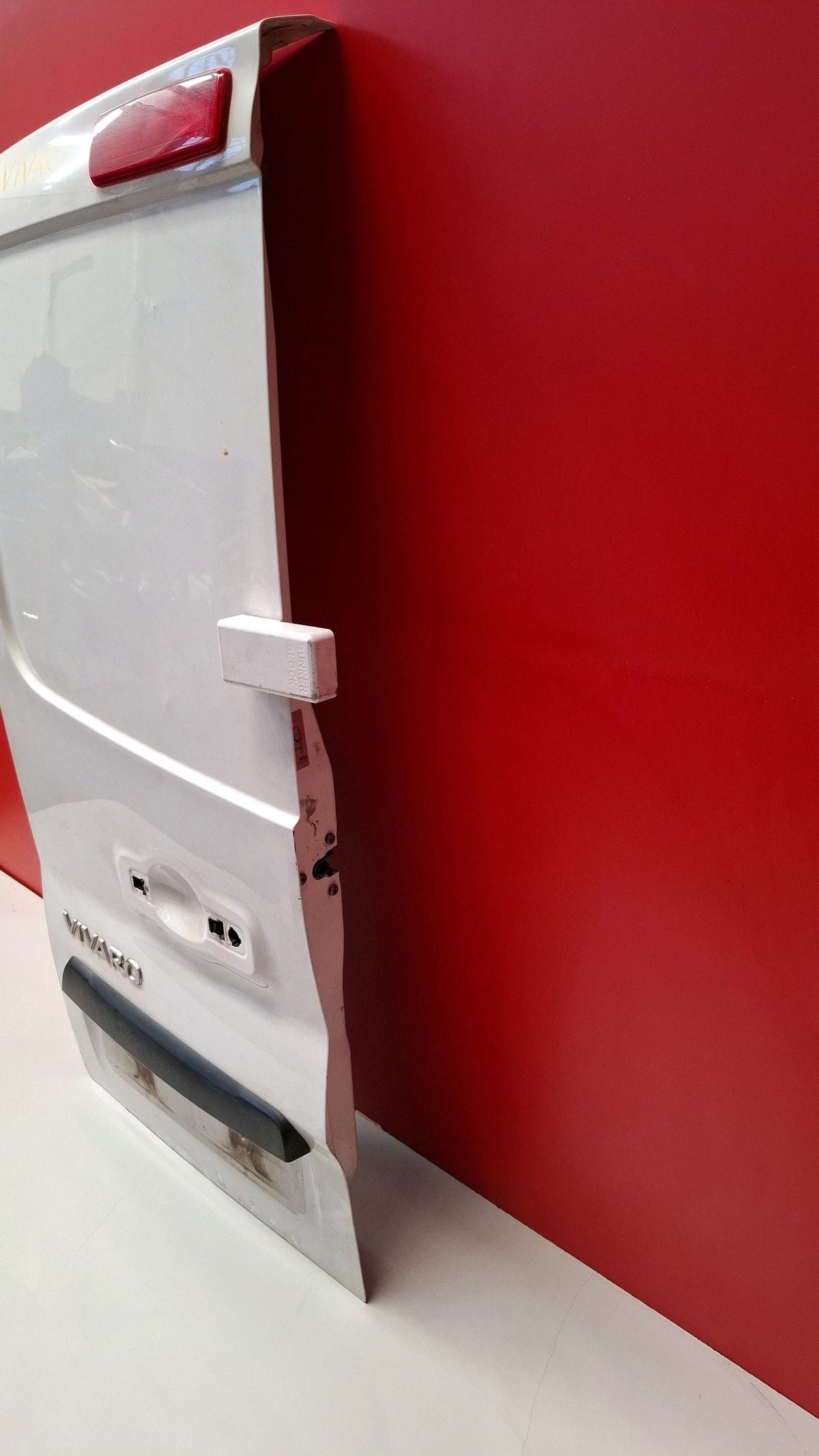 Puerta Trs IZQ Opel Vivaro 2016 PUERTA TRASERA IZQUIERDA PUERTA TRASERA IZQUIERDA
