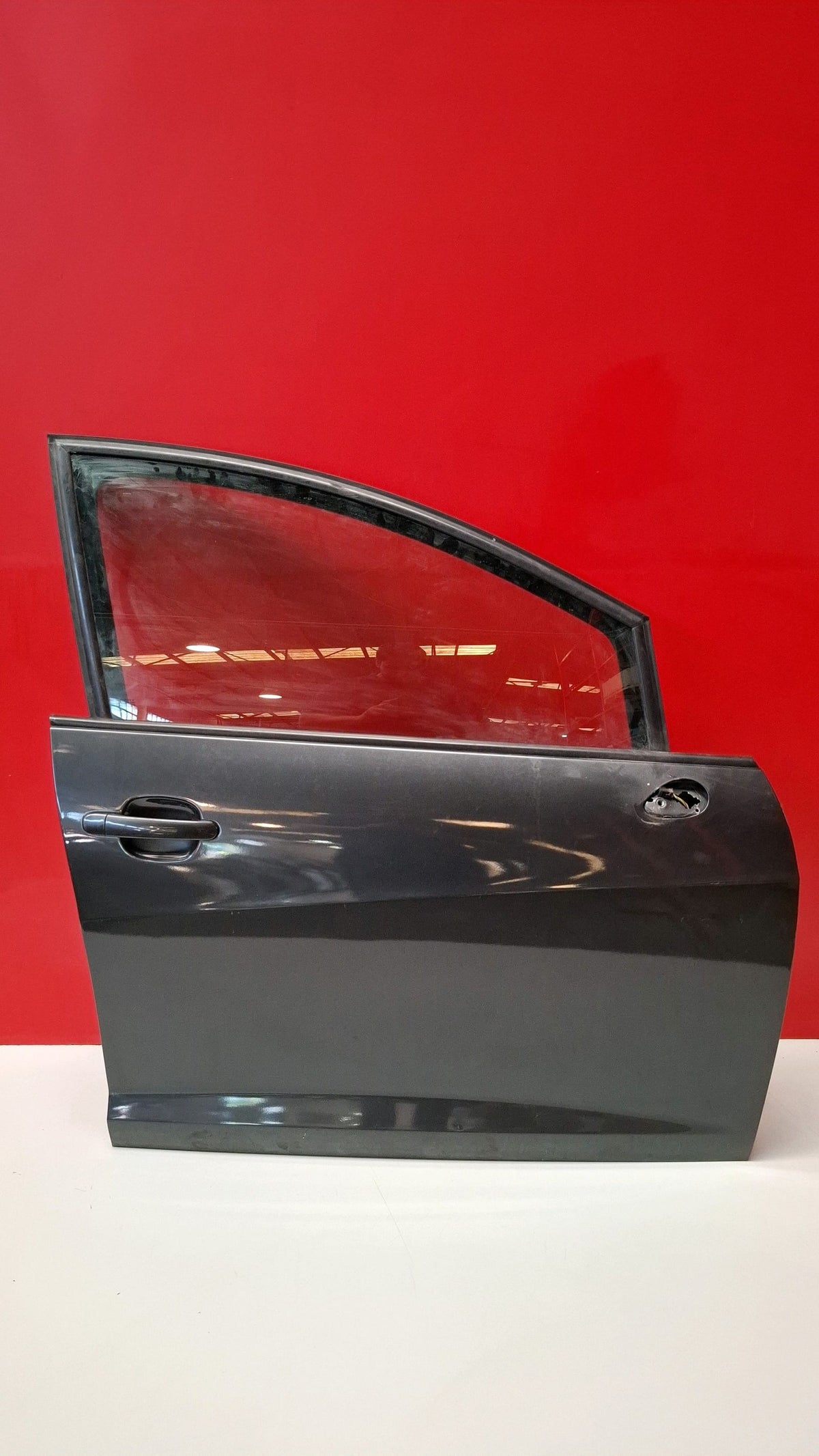 Puerta del DCH Seat Ibiza 2009 PUERTA DELANTERA DERECHA PUERTA DELANTERA DERECHA