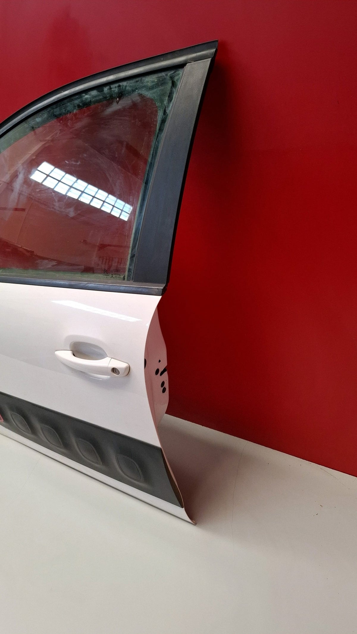 Puerta del IZQ Citroen C3 2018 PUERTA DELANTERA IZQUIERDA PUERTA DELANTERA IZQUIERDA