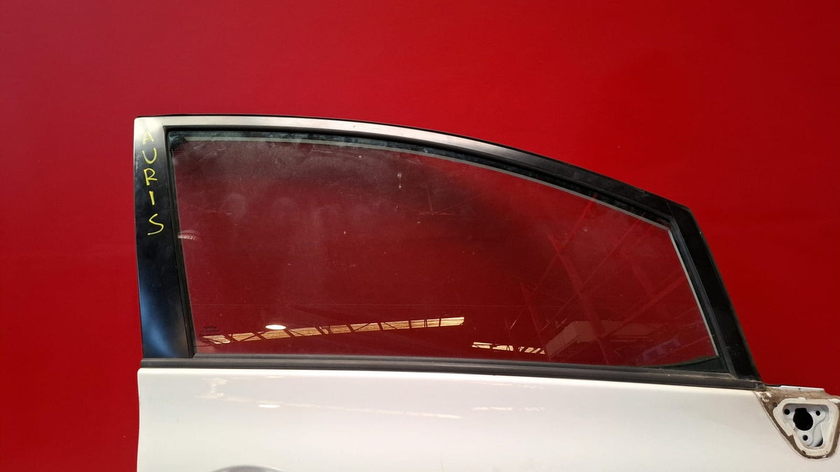 Puerta del DCH Toyota Auris 2010 PUERTA DELANTERA DERECHA