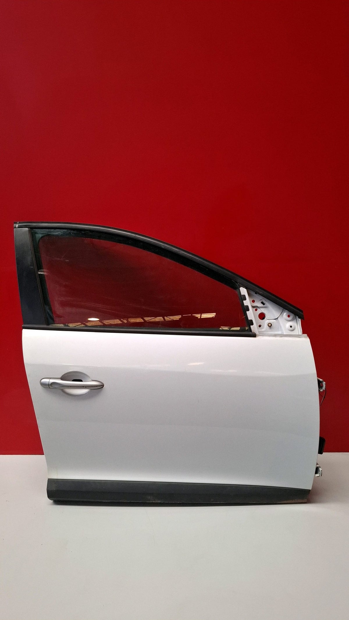 Puerta del DCH Renault Megane 2015 PUERTA DELANTERA DERECHA PUERTA DELANTERA DERECHA