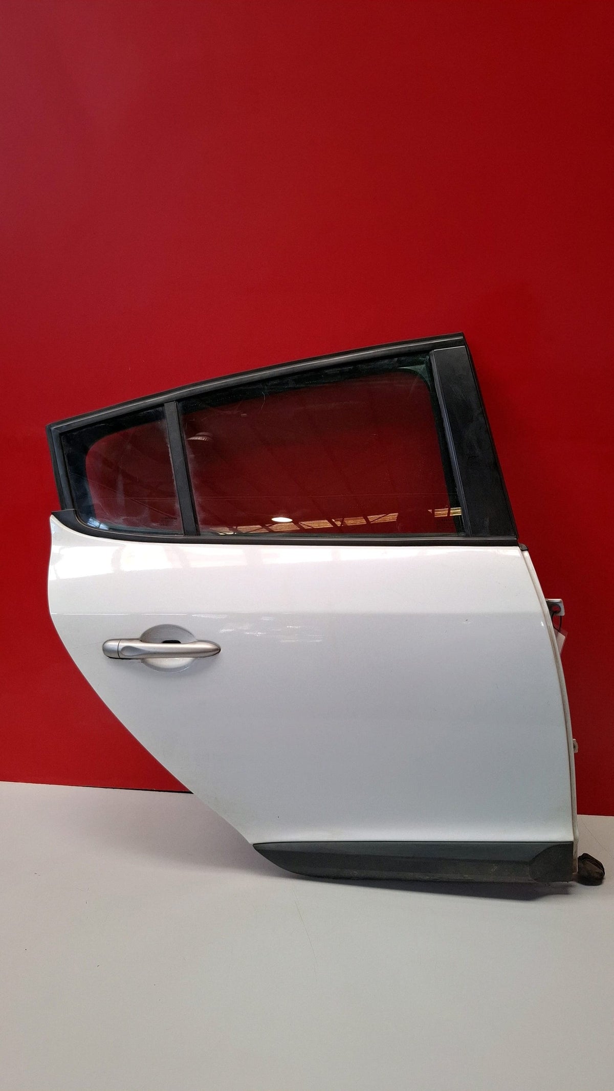 Puerta Trs DCH Renault Megane 2015 PUERTA TRASERA DERECHA PUERTA TRASERA DERECHA