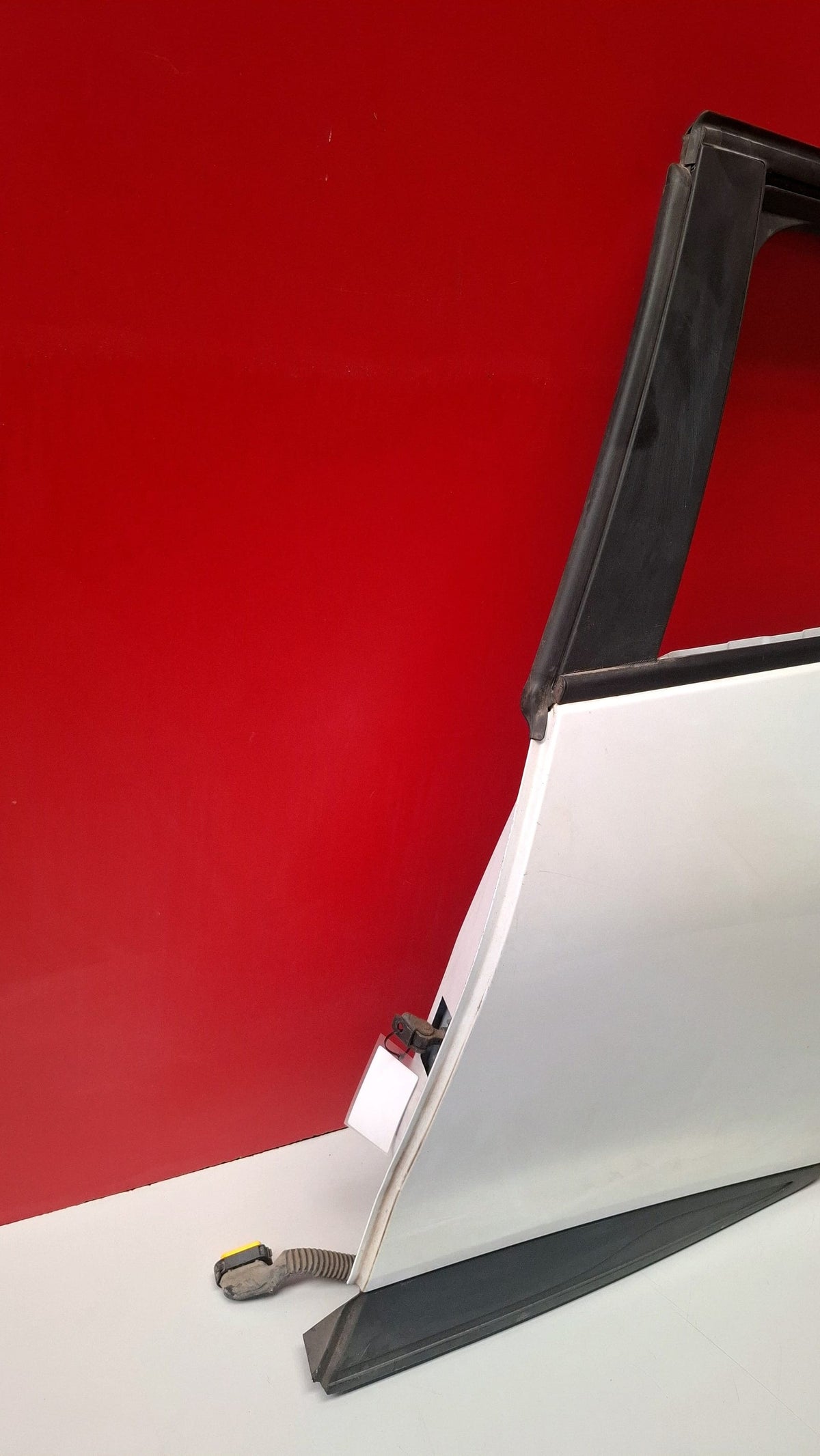 Puerta Trs IZQ Renault Clio 2015 PUERTA TRASERA IZQUIERDA