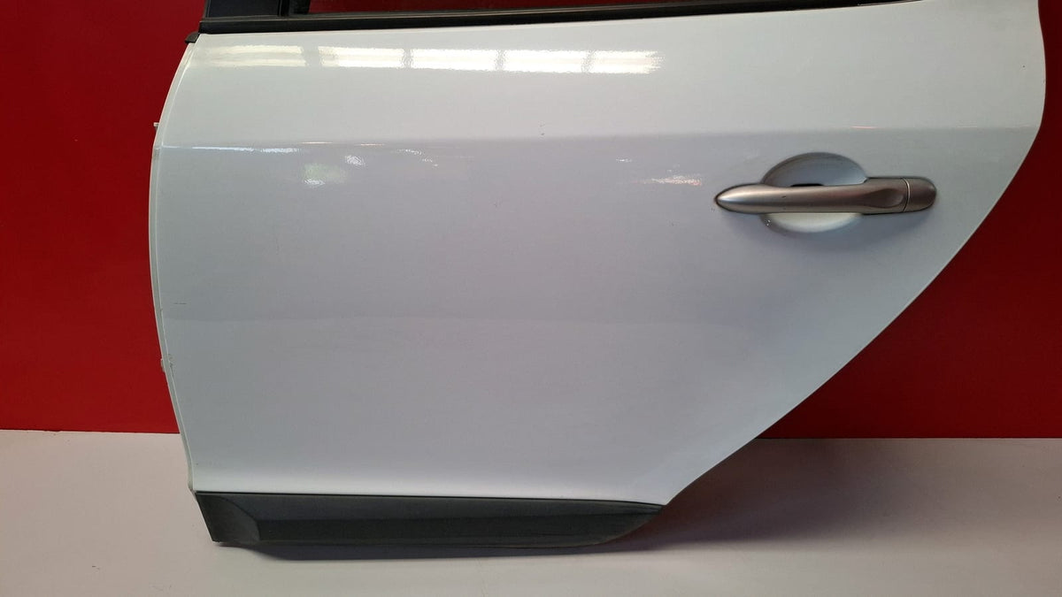 Puerta Trs IZQ Renault Megane 2015 PUERTA TRASERA IZQUIERDA PUERTA TRASERA IZQUIERDA