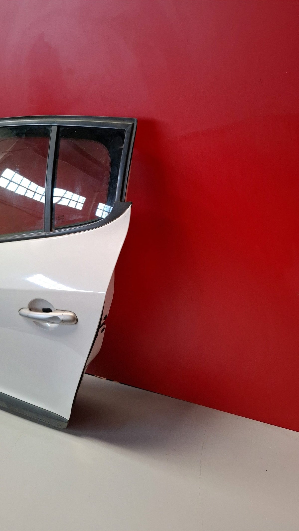 Puerta Trs IZQ Renault Megane 2015 PUERTA TRASERA IZQUIERDA PUERTA TRASERA IZQUIERDA