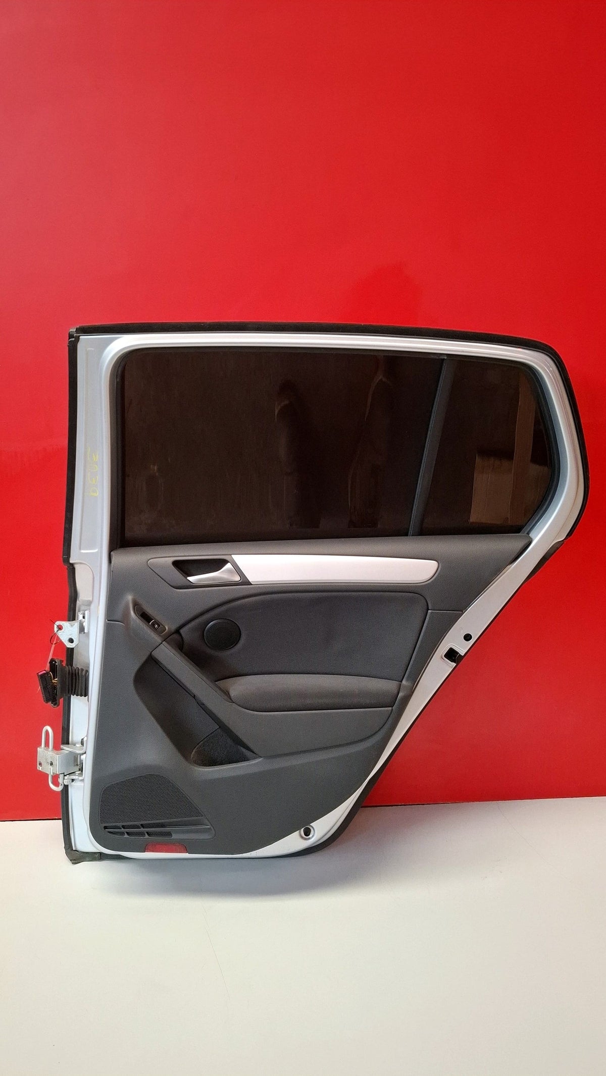 Puerta Trs DCH Volkswagen Golf 2010 PUERTA TRASERA DERECHA