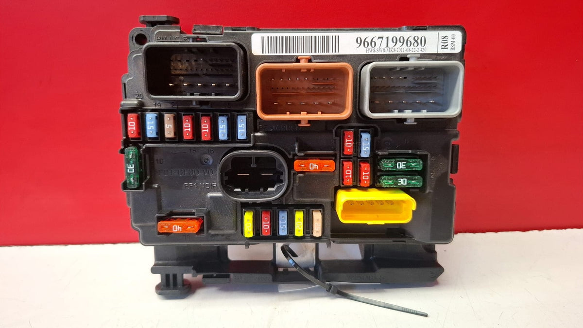 Caja Fusibles Bsm R08 Peugeot 207 2009 966719680 966719680