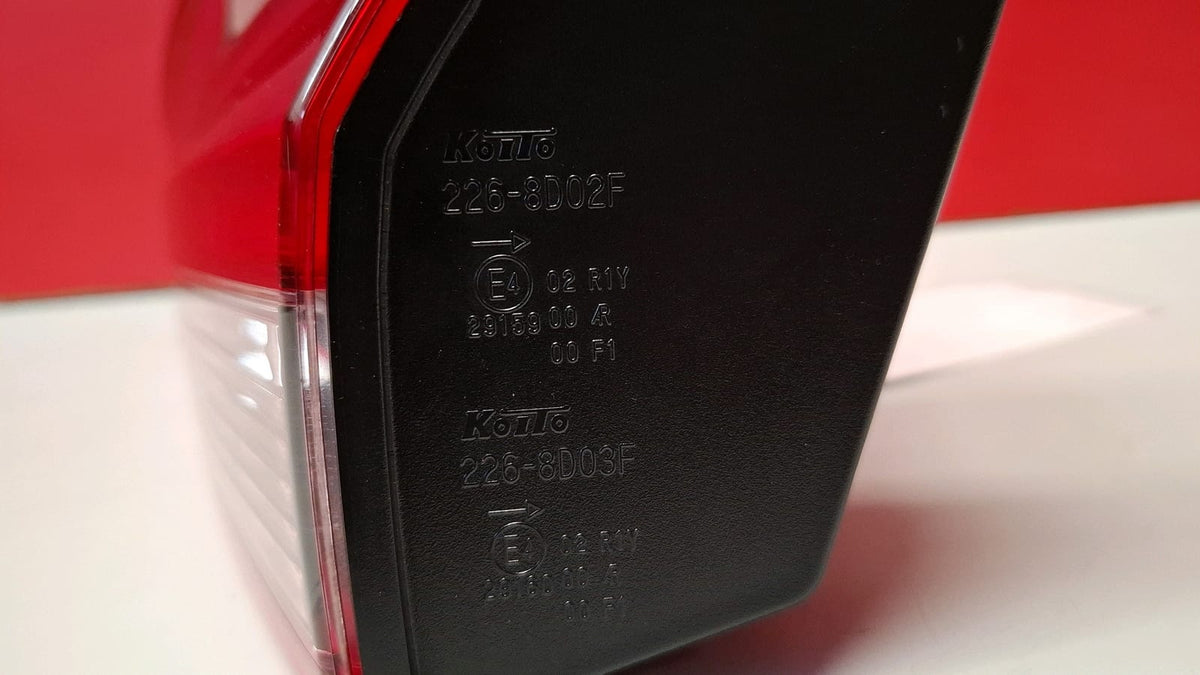 Piloto Trasero Derecho Interior Nissan Qashqai 2023 2268D03F Ref 8863 2268D03F