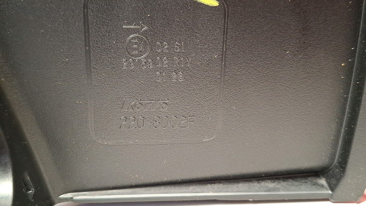 Piloto Trasero Izquierdo Exterior Nissan Qashqai 2023 2208D02F Ref 8862 2208D02F