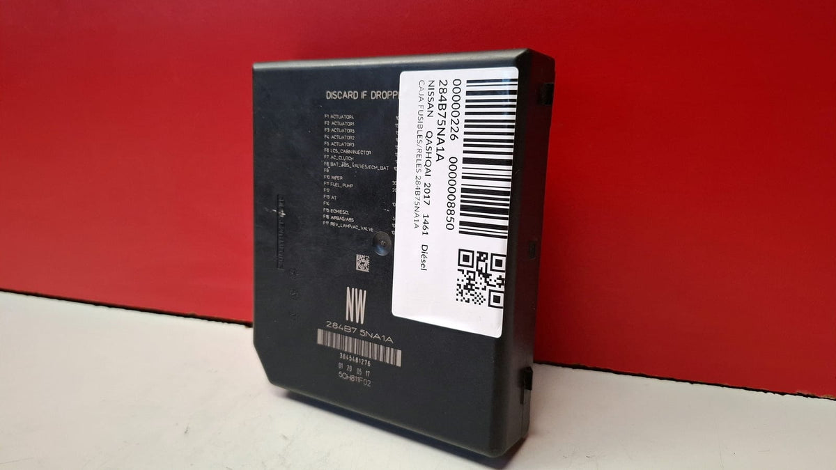 Caja Fusibles/reles Nissan Qashqai 2017 284B75NA1A 284B75NA1A