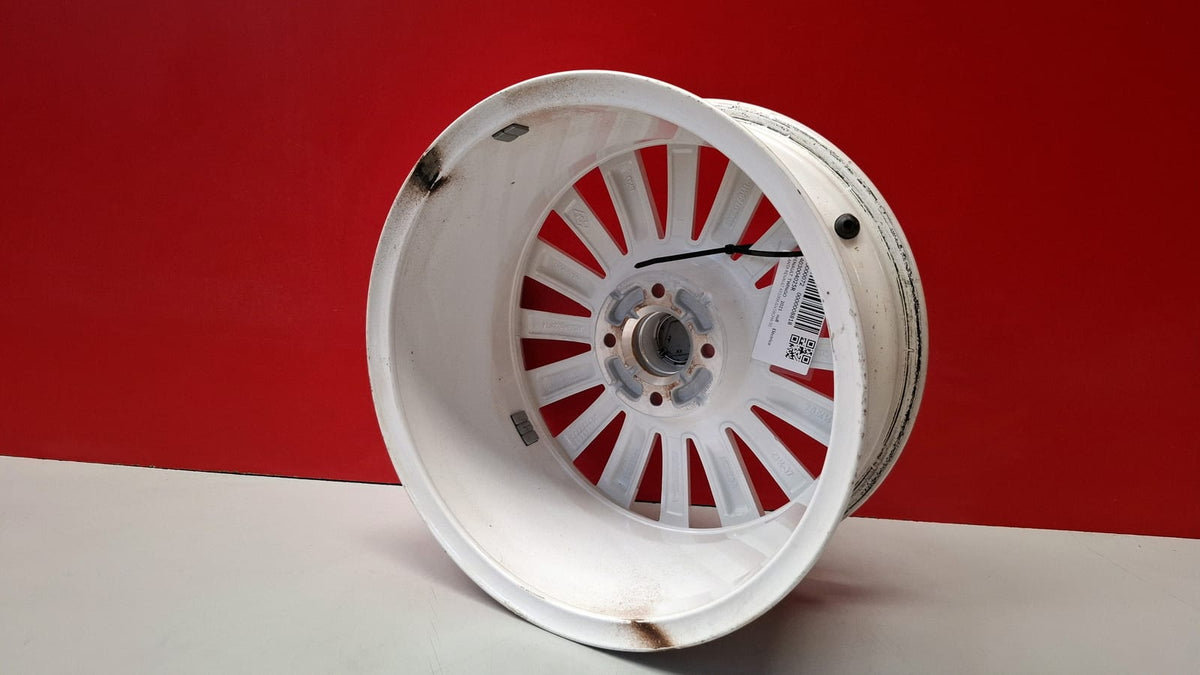 Llanta Renault 4X100 6.0Jx16CH4-50 Renault Twingo 2021 403004025R Ref 8818 403004025R