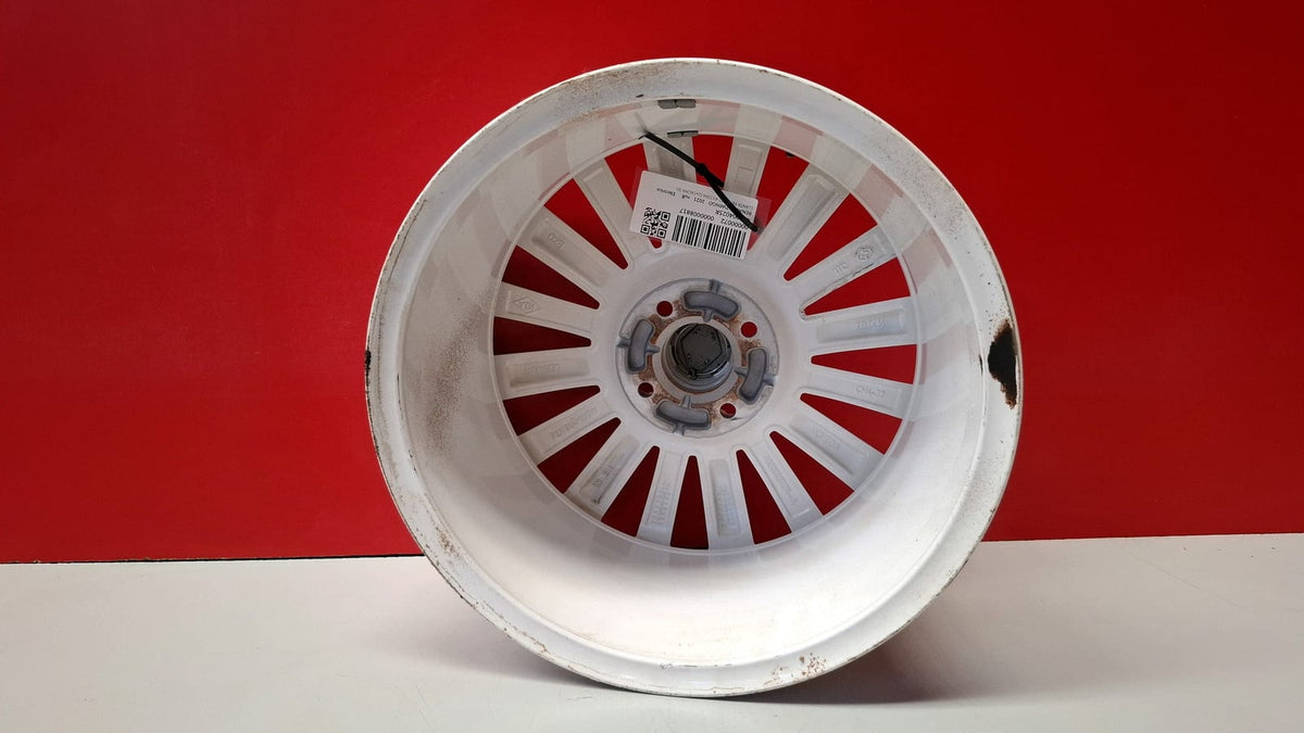 Llanta Renault 4X100 6.0Jx16CH4-50 Renault Twingo 2021 403004025R Ref 8817 403004025R