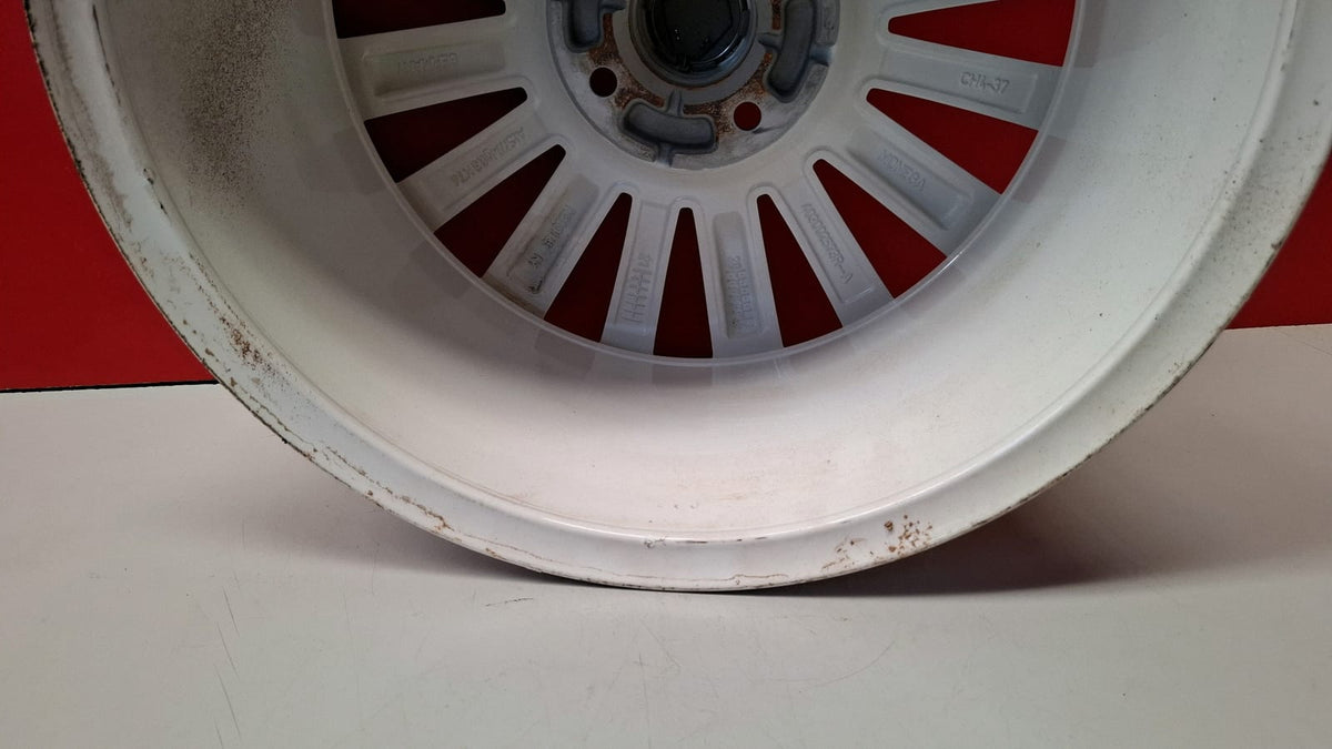 Llanta Renault 4X100 6.0Jx16CH4-50 Renault Twingo 2021 403004025R Ref 8817 403004025R