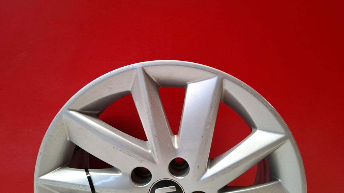 Llantas 5X100 6Jx15H2ET58 Seat Ibiza 2014 6J0601025M Ref 8806 6J0601025M