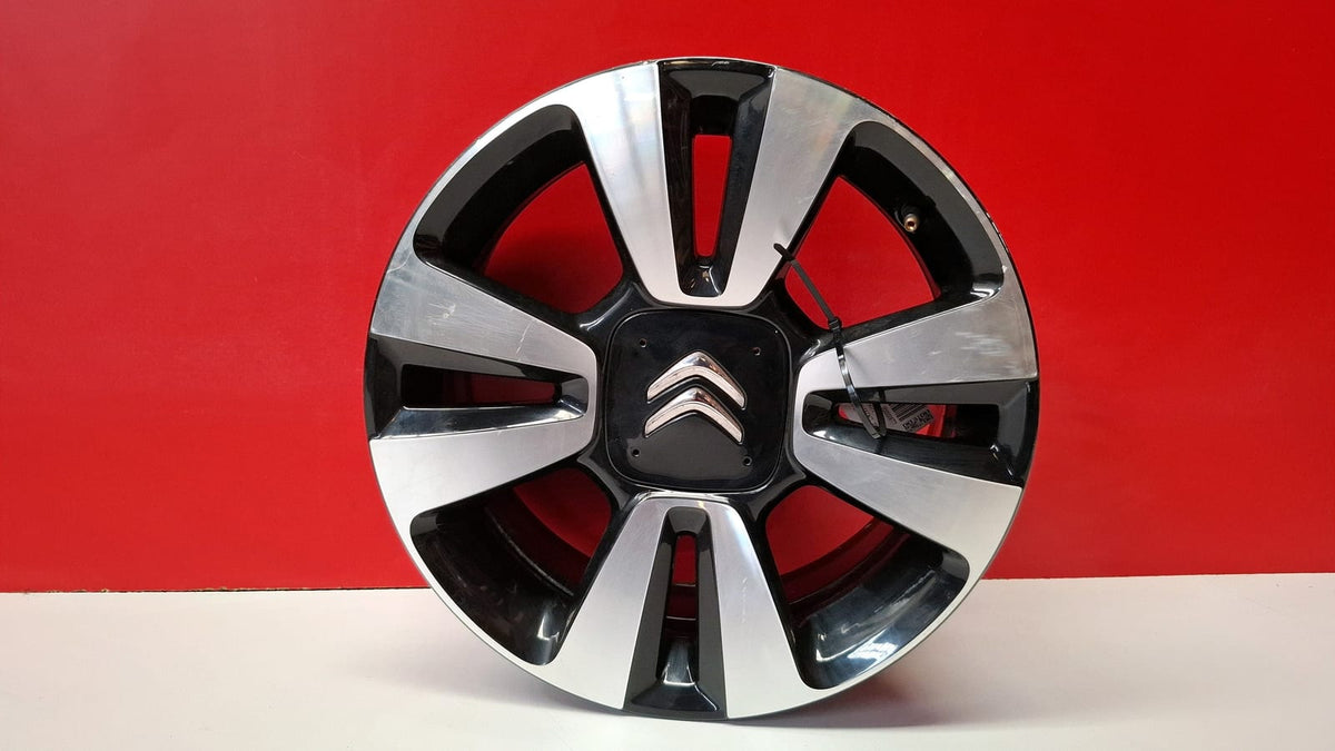 Llanta Citroen 6.5Jx16CH4-20 Citroen C4 Cactus 2016 9813075077 Ref 8777