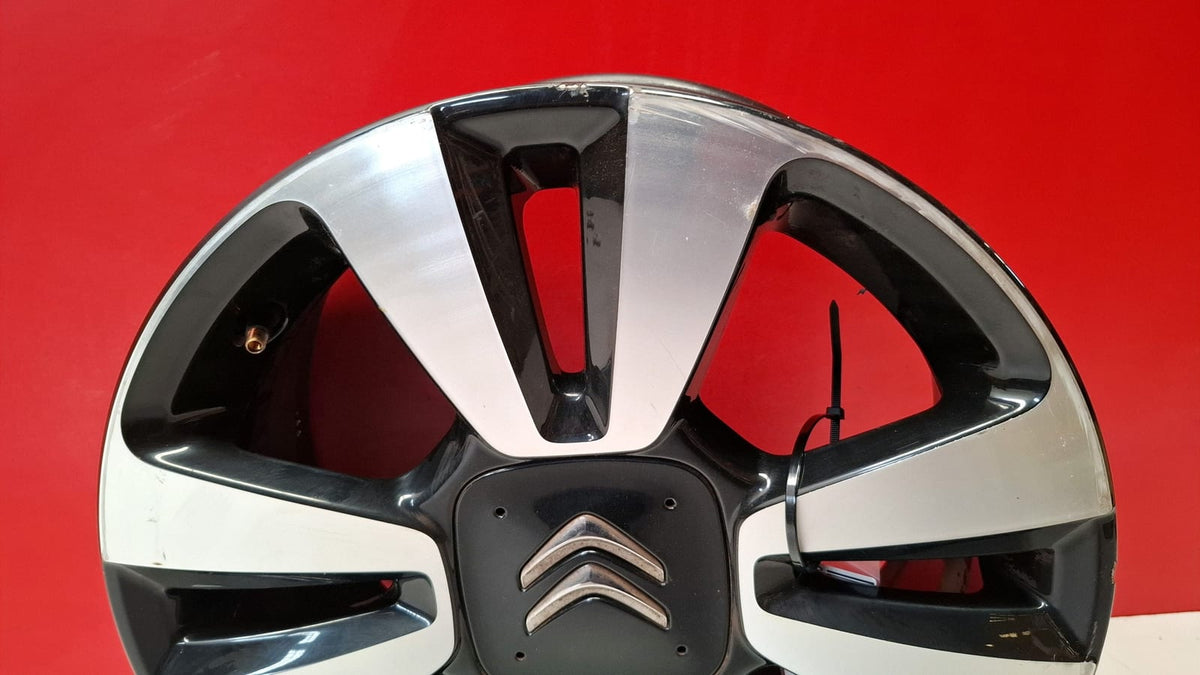 Llanta Citroen 6.5Jx16CH4-20 Citroen C4 Cactus 2016 9813075077 Ref 8776