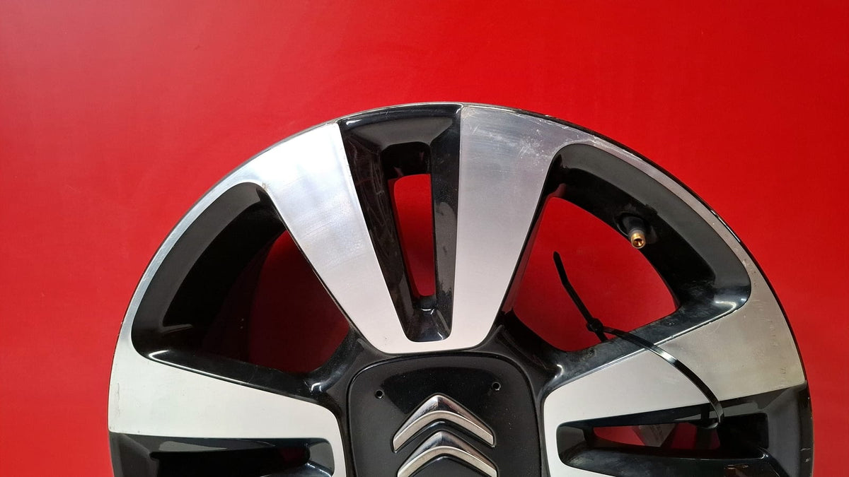 Llanta Citroen 6.5Jx16CH4-20 Citroen C4 Cactus 2016 9813075077 Ref 8775
