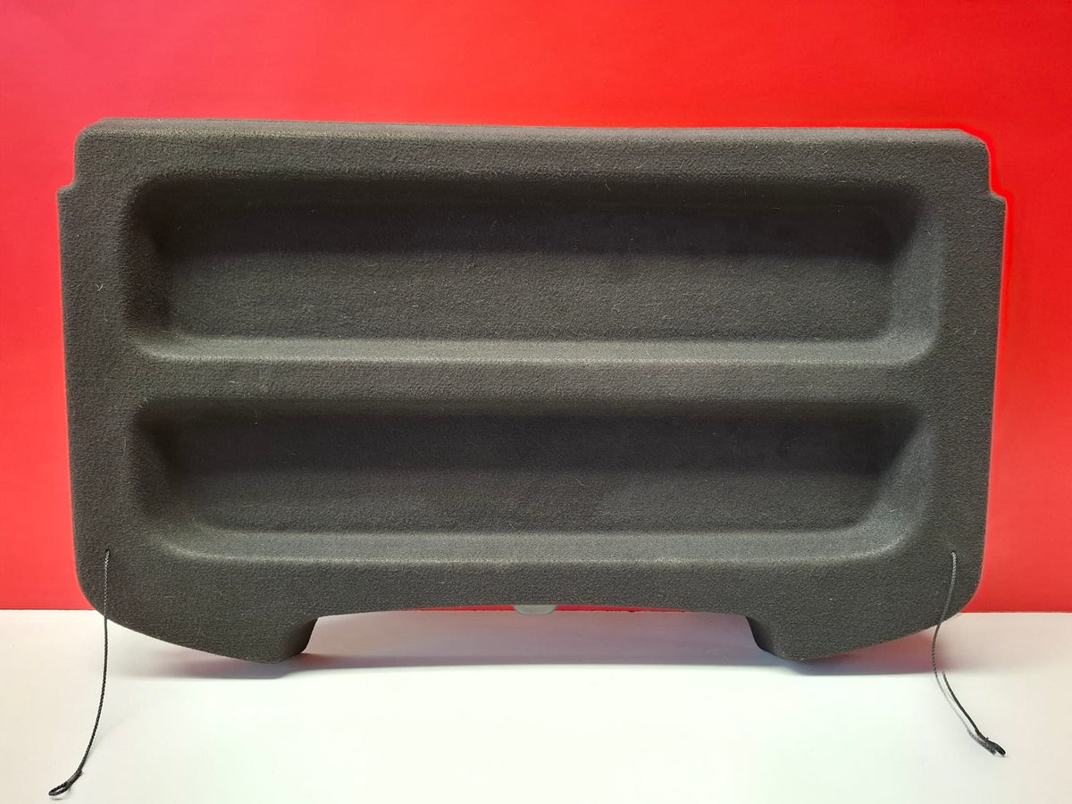 Bandeja Trasera Dacia Sandero Año 2016. 5 Puertas Dacia Sandero 2016 BANDEJA TRASERA Ref 8756 BANDEJA TRASERA