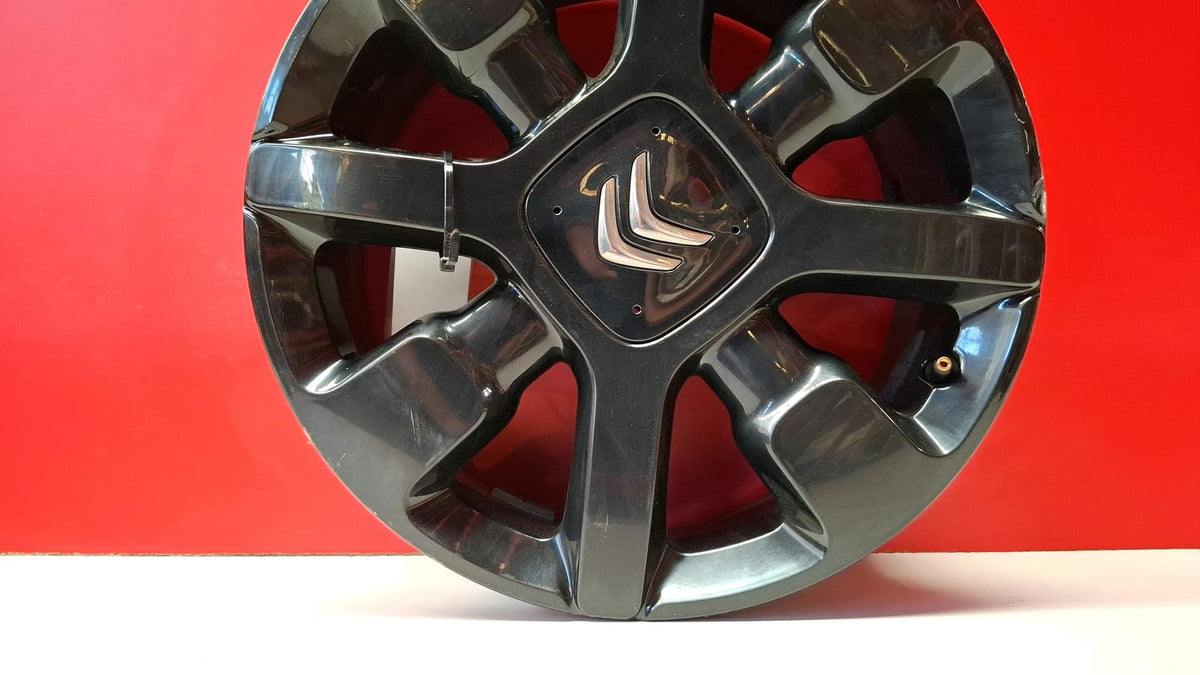 Llanta Citroen 6.5Jx17 CH4-19 Citroen C4 Cactus 2015 9800494077 Ref 8750 9800494077