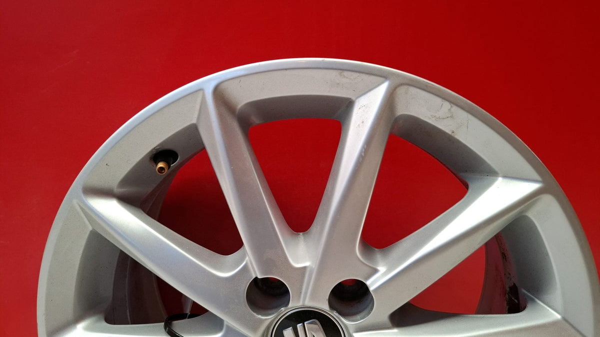 Llanta Ibiza 5X100 6.0Jx15H2 ET38 Seat Ibiza 2015 6P0601025E Ref 8748 6P0601025E