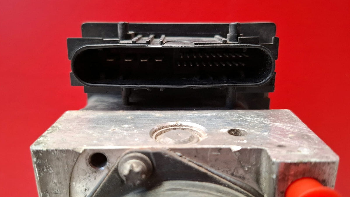 ABS / 8200038695 Renault Megane 2004 265800300