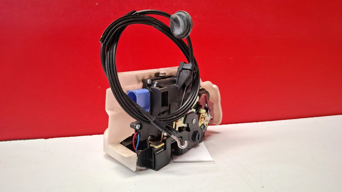 Cerradura Trasera Derecha Volkswagen Touran 2005 7L0839016D 7L0839016D