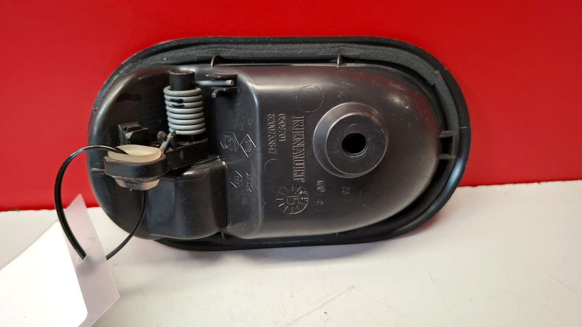 Maneta Inerior Derecha Dacia Lodgy 2018 8200733847 8200733847