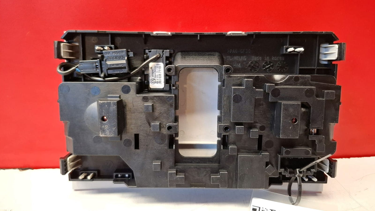 Luz Interior Volkswagen Polo 2018 3B0035711B