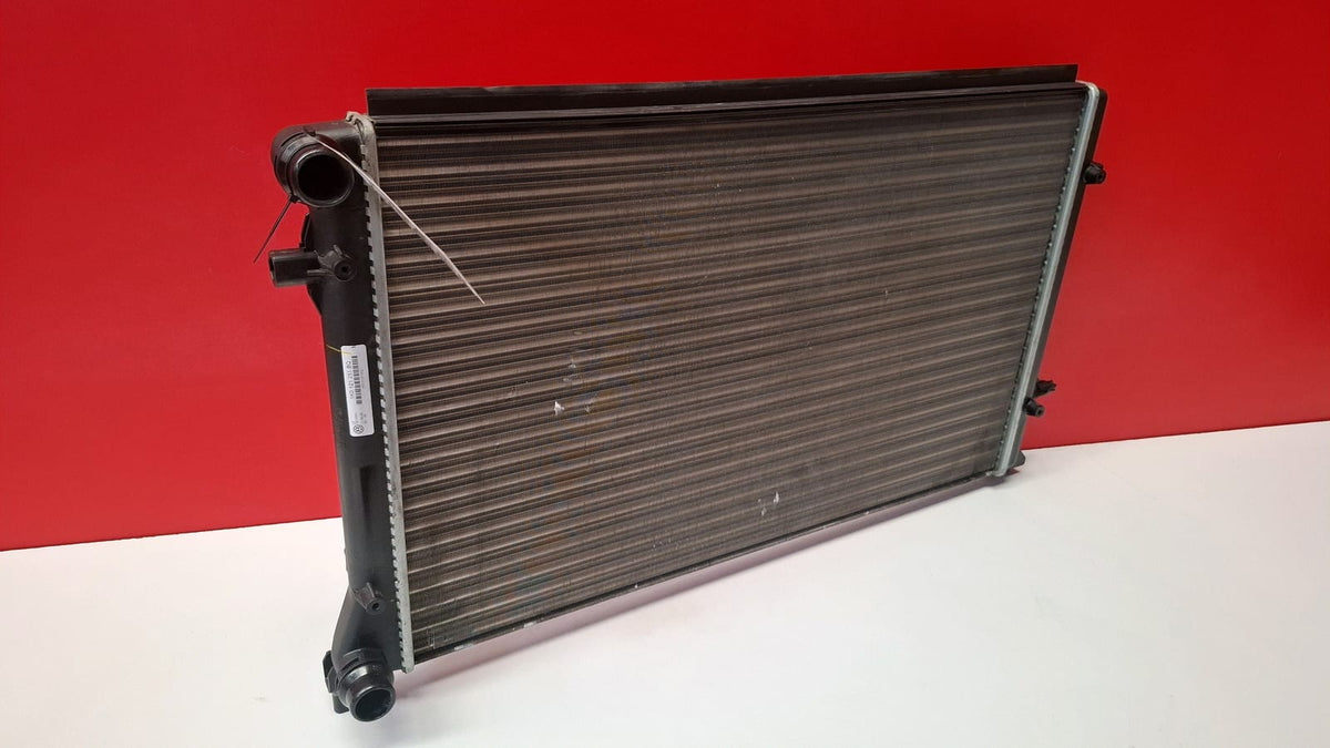 Radiador Agua Seat Leon 2009 1K0121251BQ 1K0121251BQ