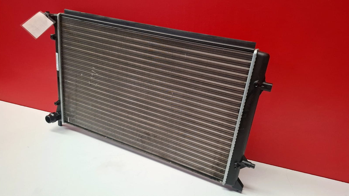 Radiador Agua Seat Leon 2009 1K0121251BQ 1K0121251BQ