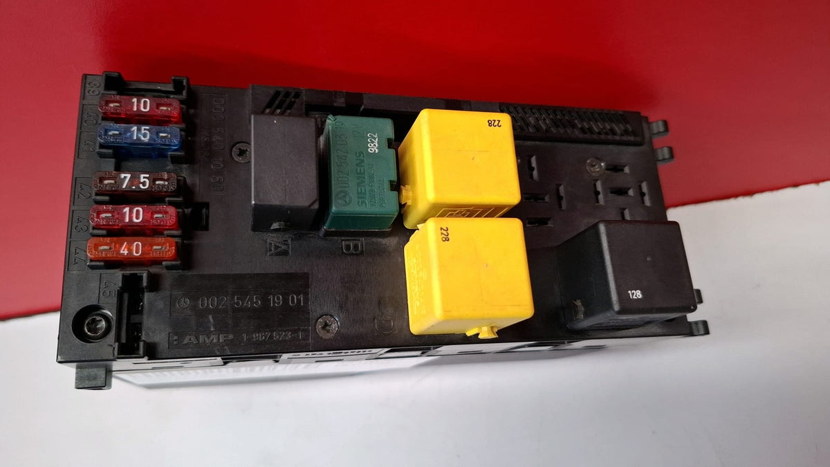 Caja Fusibles Sam Mercedes Clase E 2002 0195455632 0195455632